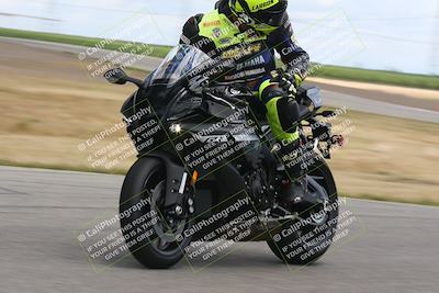 media/Apr-26-2024-TrackDaz (Fri) [[c4b677d280]]/C Group/140pm (Wheelie Bump)/